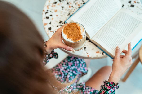 Erleben sie das verborgene rezept für köstliche türkische linsensuppe: mit frischer minze und spritziger zitrone!